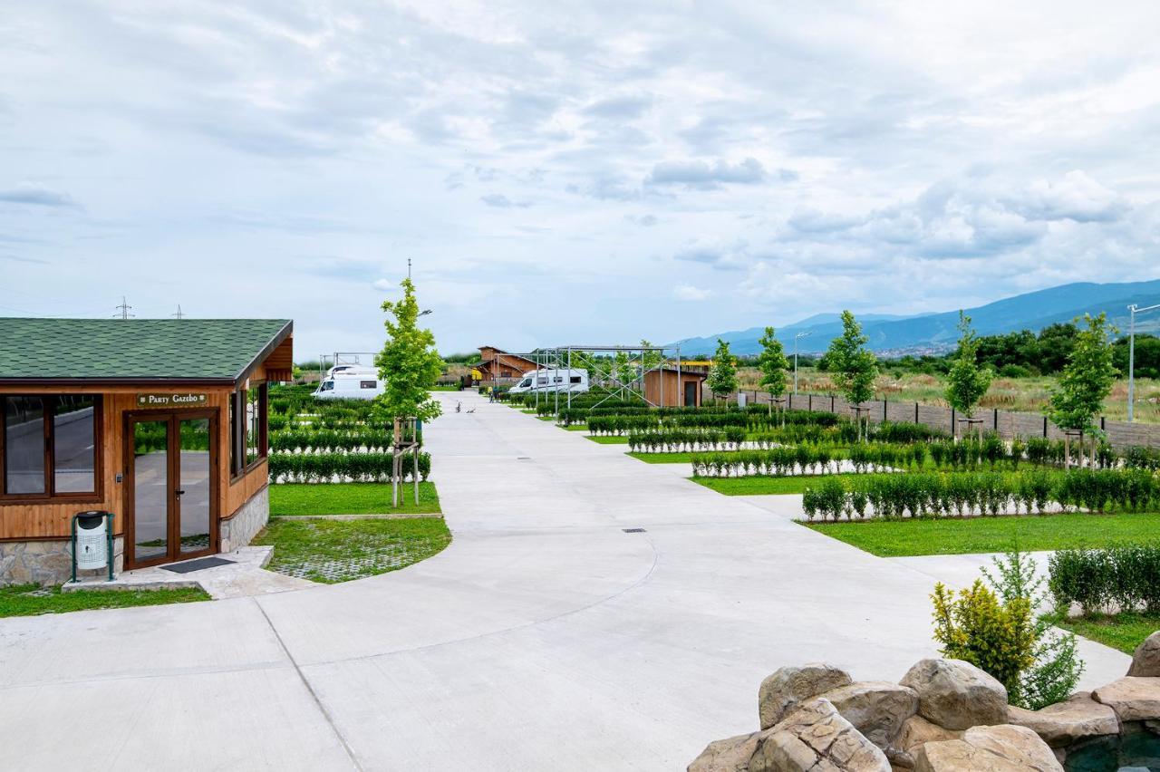 Glamping&Motel Alliance Plowdiw Exterior foto