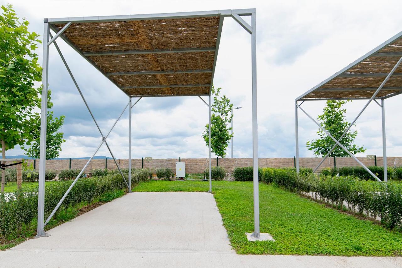 Glamping&Motel Alliance Plowdiw Exterior foto